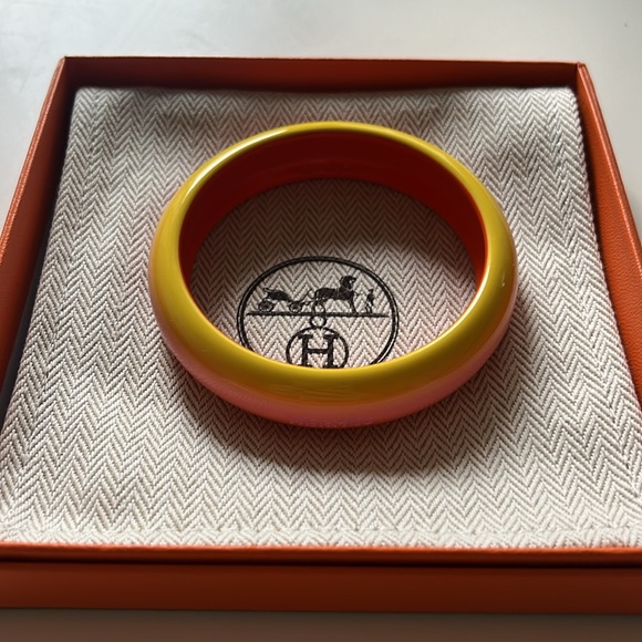 Hermes Bangle - Picture 3 of 3